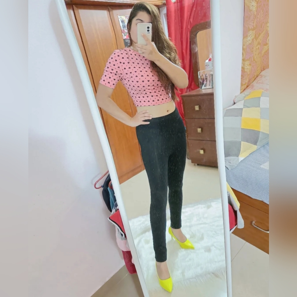 Casual Pink Crop Top - Picture 1 of 5
